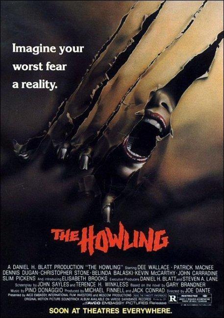 Tras un fondo café rasgado se asoman garras y una cara horrorizada.